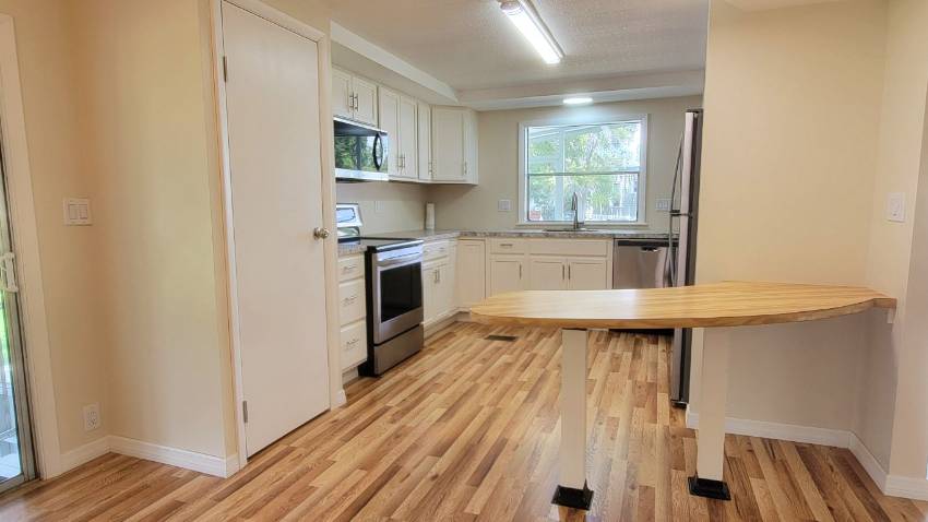 134 Baywood Dr. a Dundee, FL Mobile or Manufactured Home for Sale